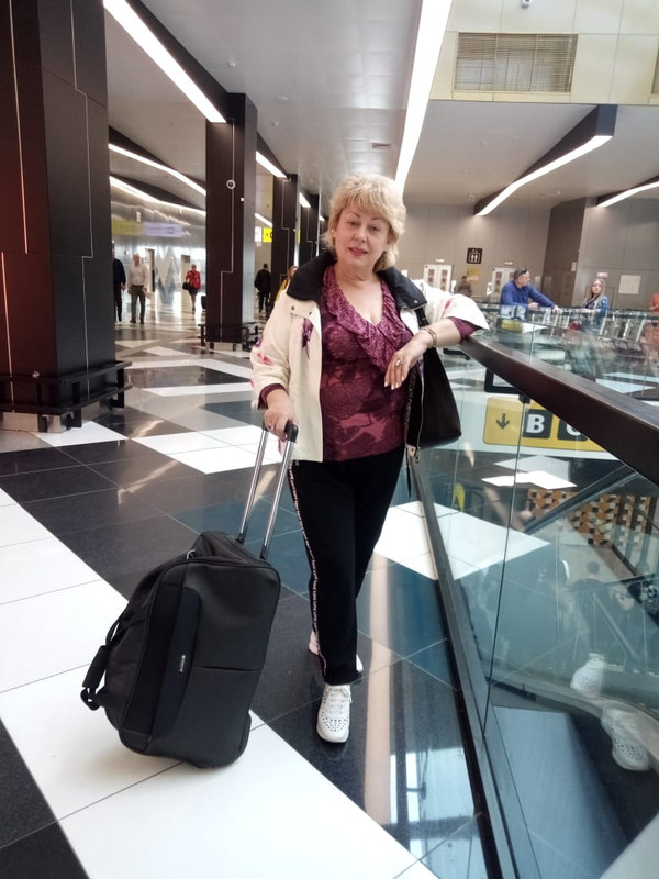 75F6C2C7-1252-4A80-B229-5FF6D3DE1728