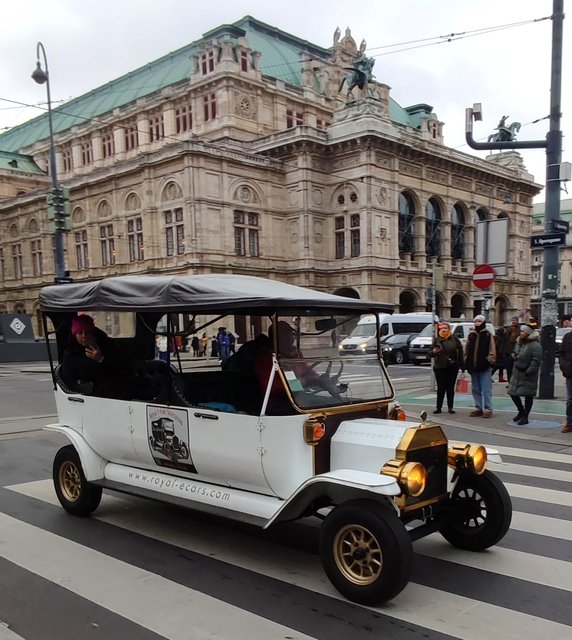 El Beso de Klimt, el soberbio Kunsthistorisches Museum y el Prater - Viena - Bratislava - Praga, Navidad 2024 (111)