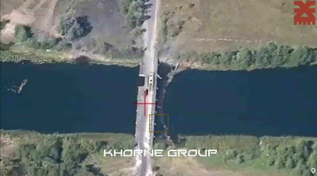 1012 River link pontoon (for PMP(-M) floating bridge system) dam 08 09 24