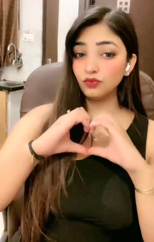 Himaani Sharma Pressing Hot Boobs Boobs Spreading ASS in DoggyPose & Pussy Spread Masterbation 22Min+ Tango LIVE Video+Pics 2 IMG-8.jpg