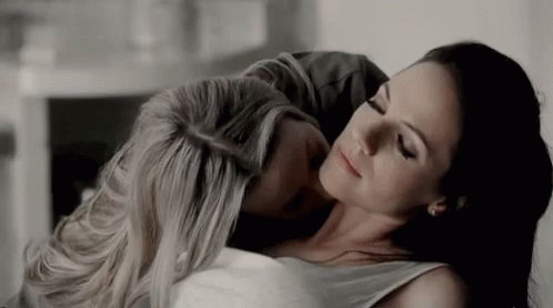 lost-girl-lesbian-kiss-neck.gif