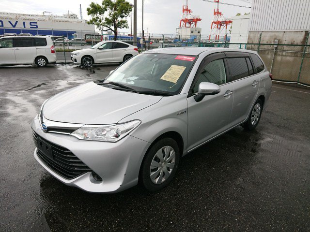 Toyota fielder 2016