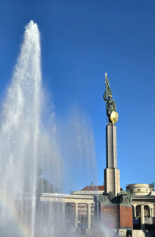 Горы, замки, имперское величие — всё это Австрия