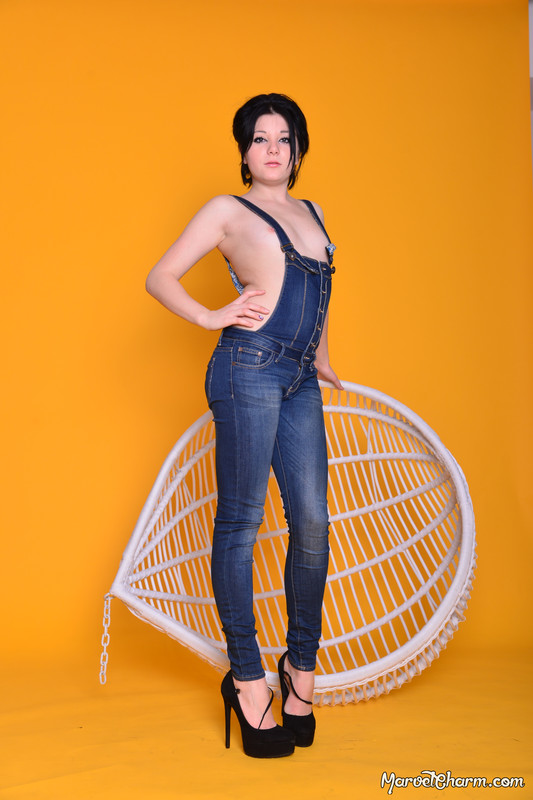MarvelCharm_Valensia-Overalls-019
