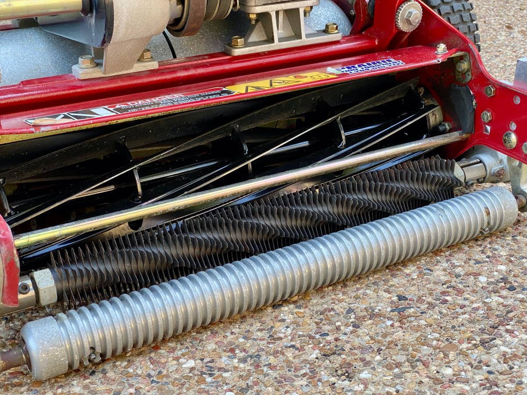 812AC37D-ACD7-4BD0-AE06-096116E990DE