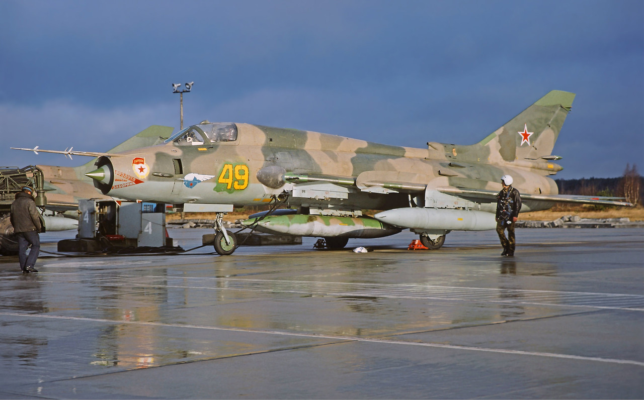 20 GvAPIB Su-17M4 49 yellow_15920 (6)