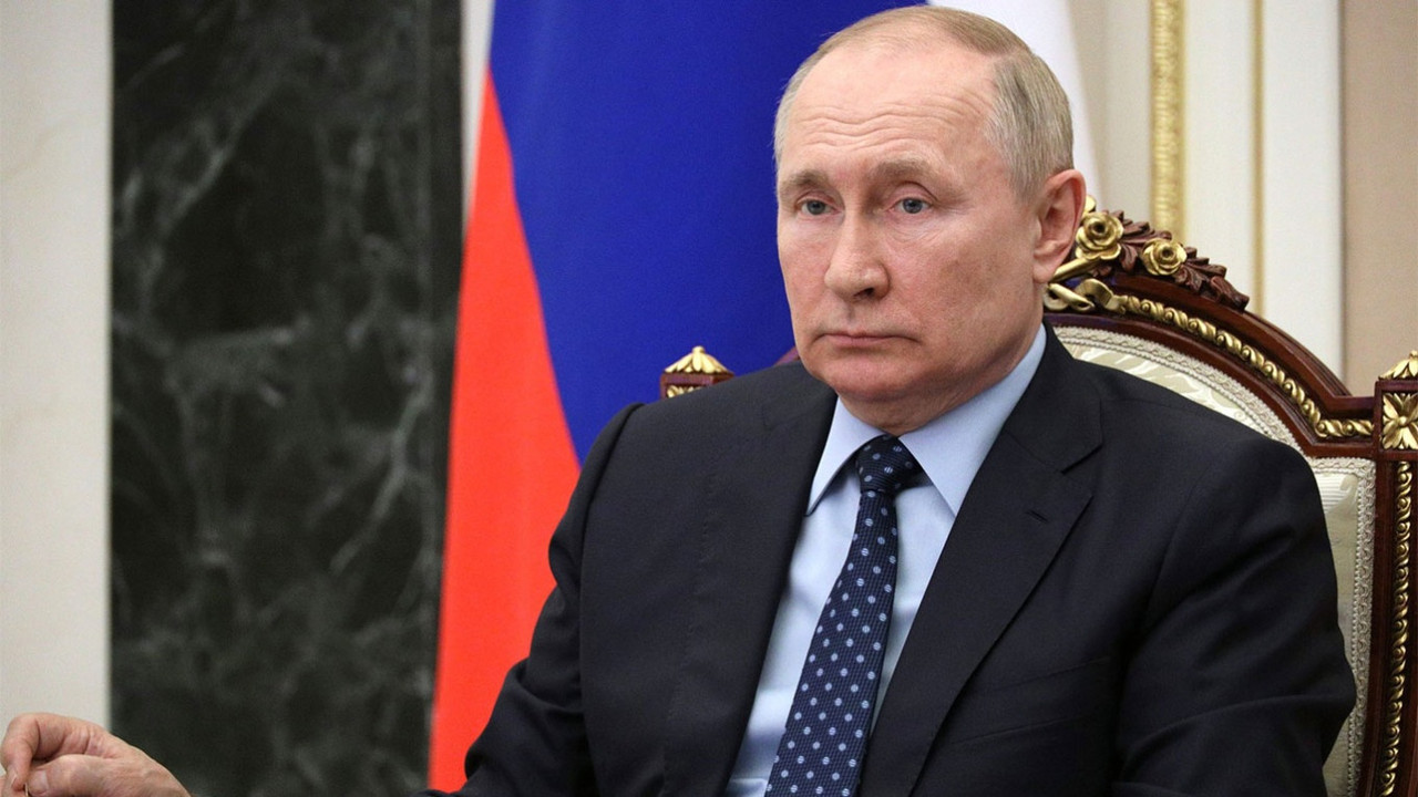 Video de Vladimir Putin vuelve a levantar sospechas sobre su estado de salud