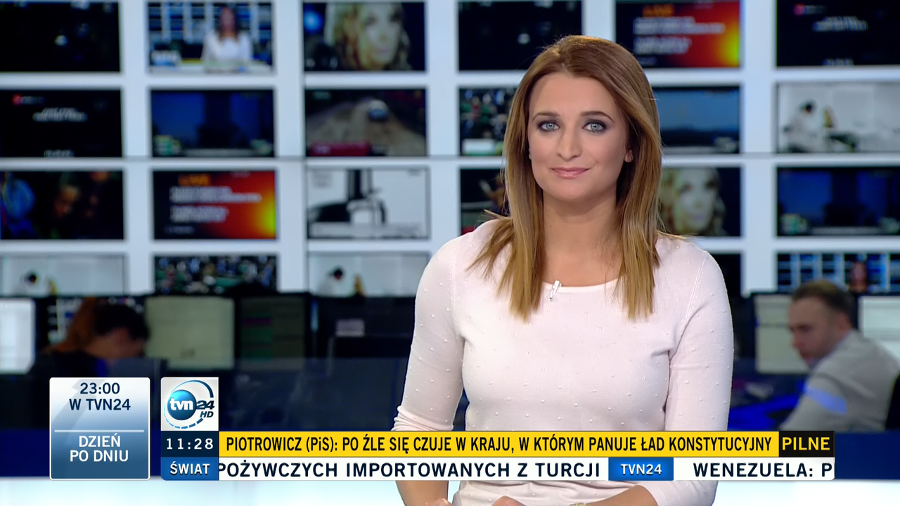 2015-11-26_Dagmara_Kaczmarek_Szalkow_TVN24HD_009