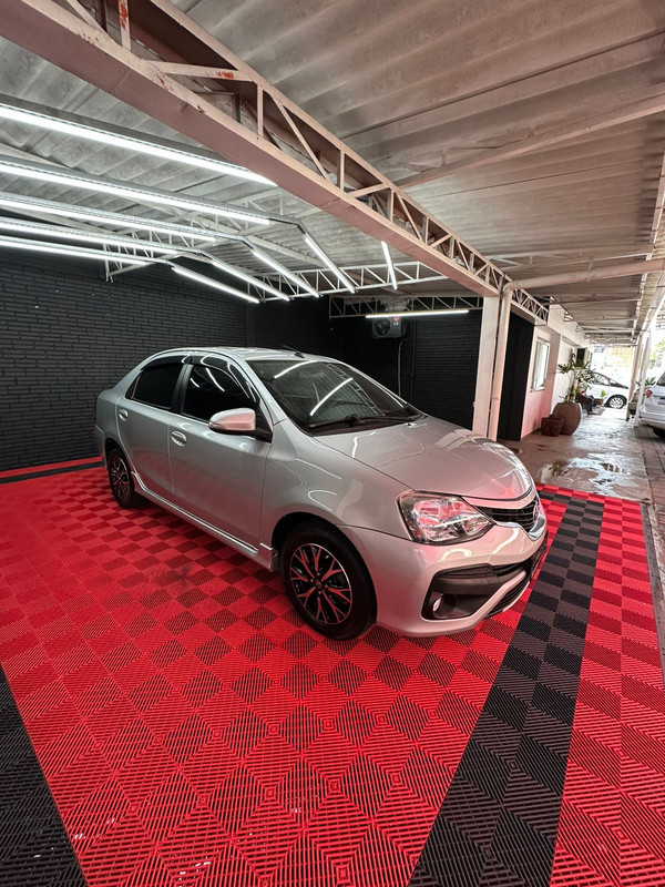 Toyota Etios Sedan - Foto principal