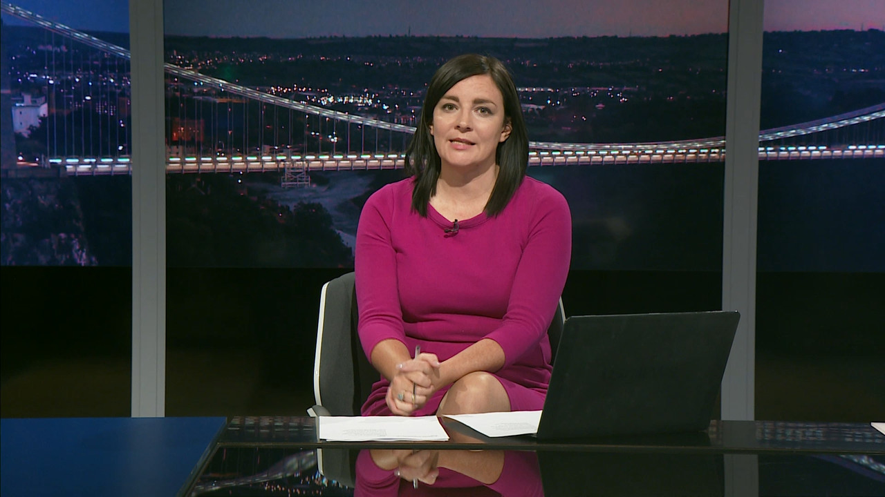 04.20 - 22.30.00 - ITV News West Country..ts_snapshot_07.13.589