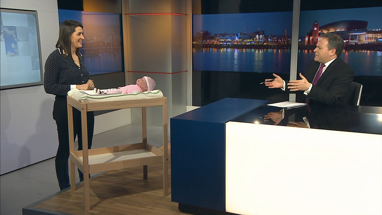 06 February - 18.00.00 - ITV News London. The latest news and we