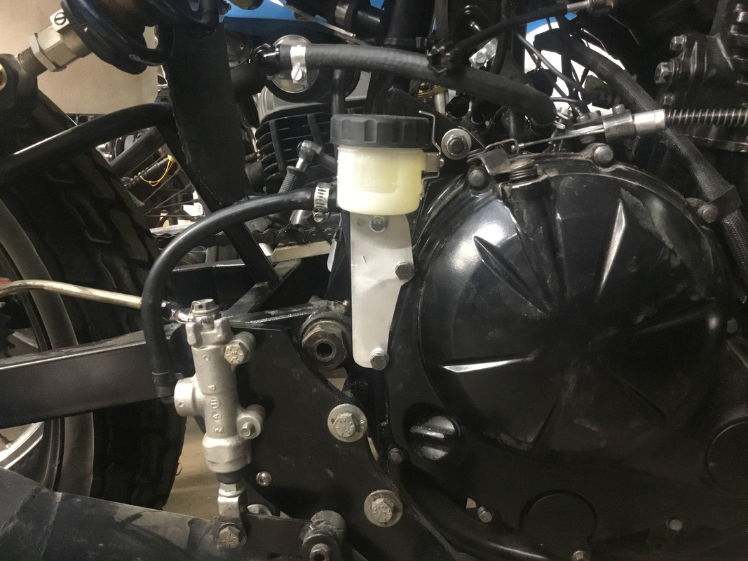 B1FB2663-D6CF-43E5-988D-DFEAD21D5C34