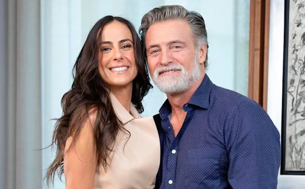 Tras diagnóstico de tumor cerebral, Juan Soler se compromete con Paulina Mercado