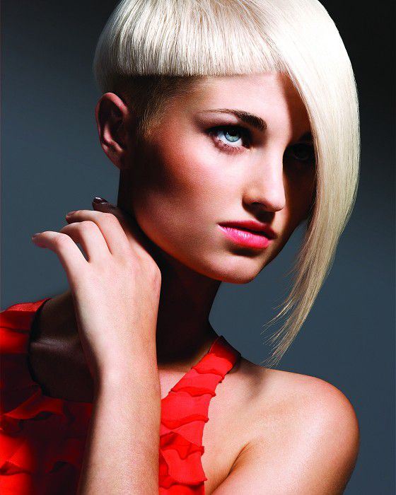 Short blonde hair with great volume