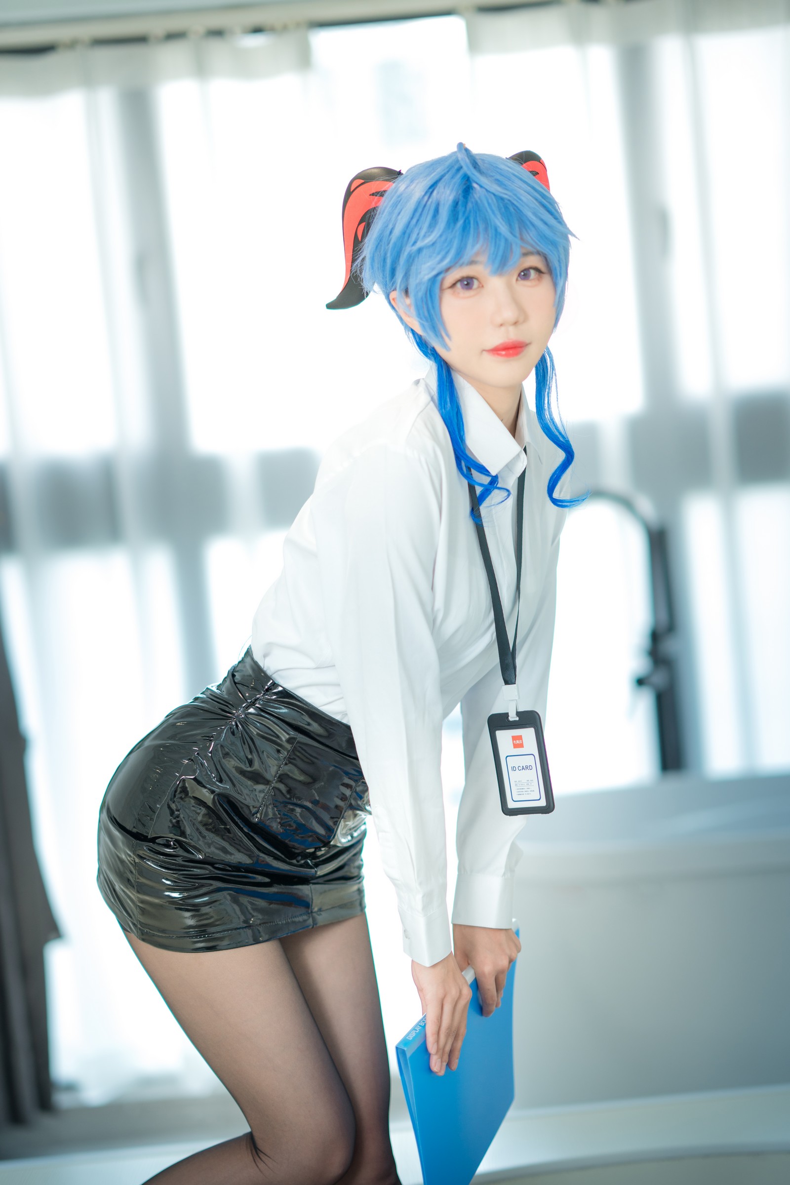 无影喵喵 甘雨 OL 风 Cosplay 写真合集｜原神角色高清图集（35P｜366MB）插图