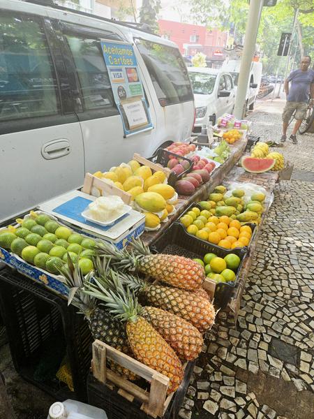 В джазе только девушки или аргентинско-бразильский калейдоскоп В джазе только девушки или аргентинско-бразильский калейдоскоп