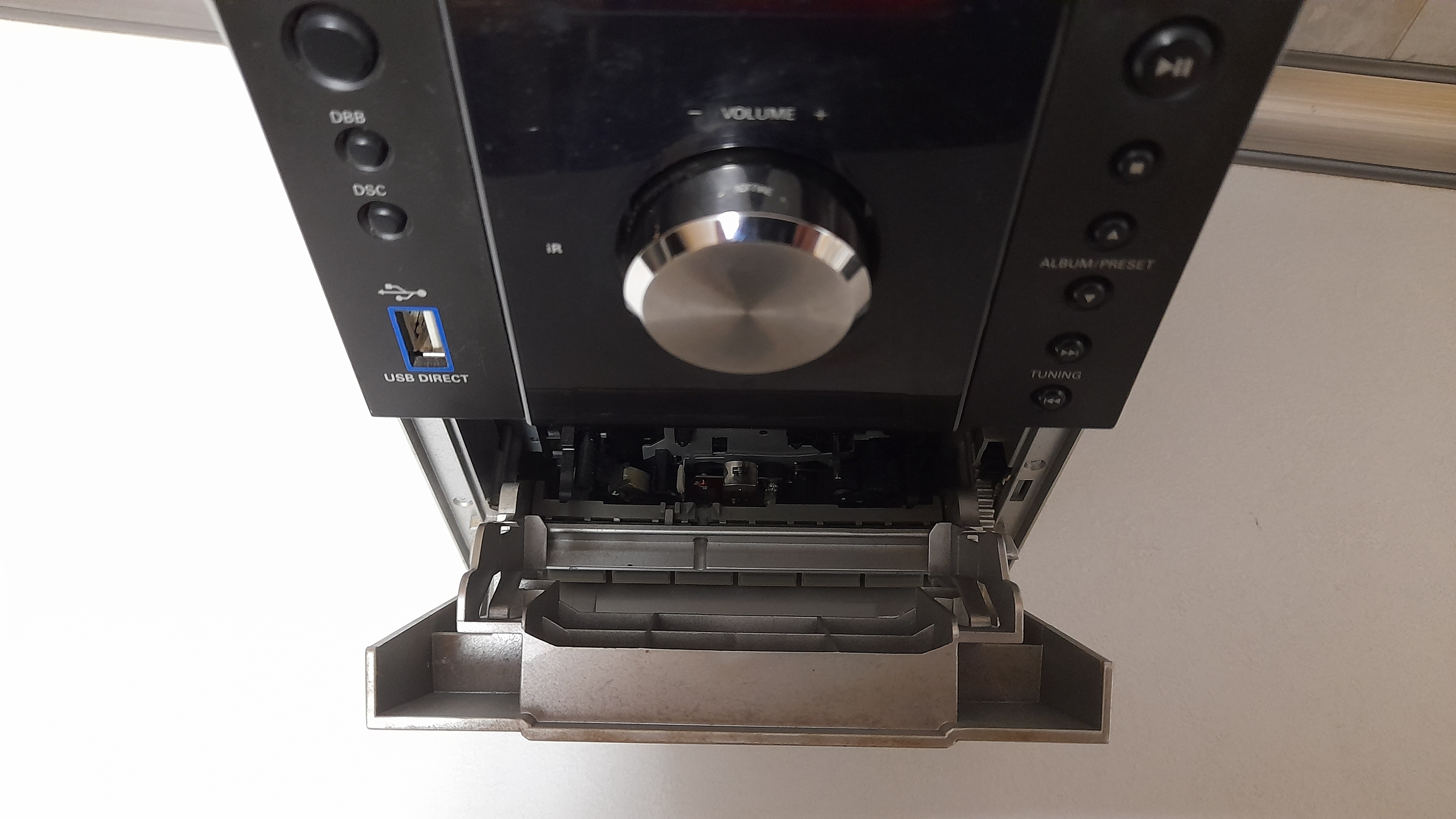 U8522 BLANCHE WHITE RIGHT SIDE POWER CONSOLE REC LS WITH USB