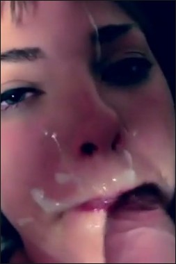[Image: Cumshots34019032205.jpg]