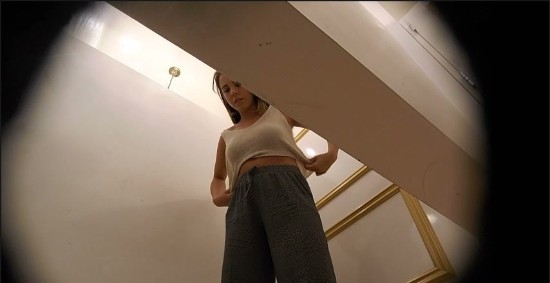 [Image: Voyeur53315121548.jpg]