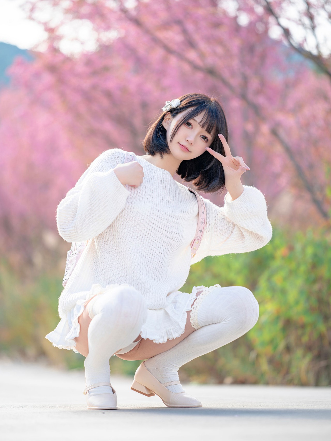 nagisa 魔物喵《樱花树下》写真，清新优雅的气质美女插图2