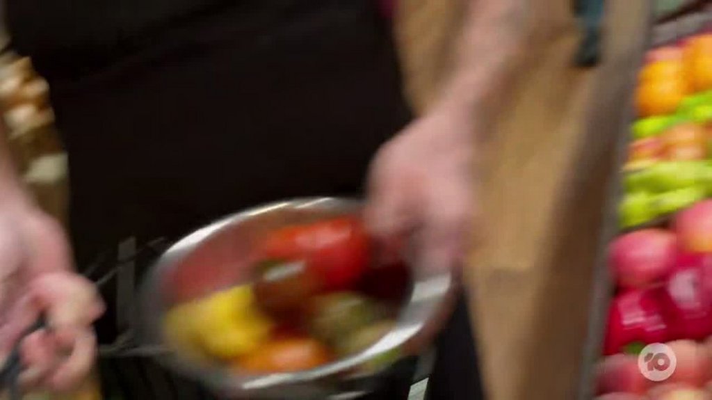 [Image: rfqvpu5j1m20.jpg]