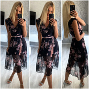 lepršava-cvjetna-haljina-s-prorezom-3