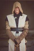 https://i.postimg.cc/2qTPPP4F/starkiller-in-his-adventure-robes-1-by-cccostumes-d8tw33y-414w-2x-CCCostumes.jpg