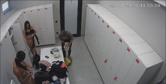 [Image: Voyeur21915122208.jpg]