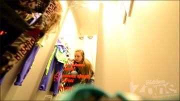[Image: Voyeur23105102437.jpg]