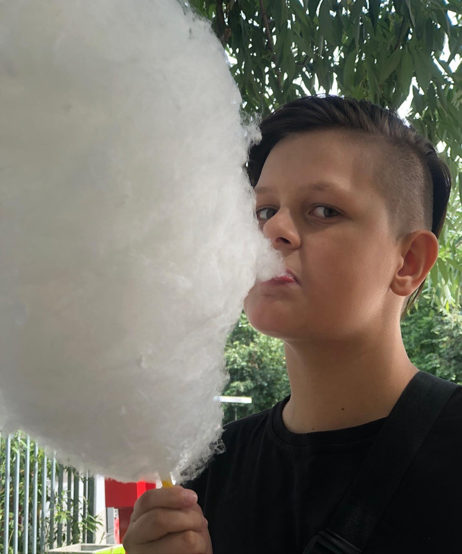 CB30FE30-8F8E-468A-8F8E-831933B15507