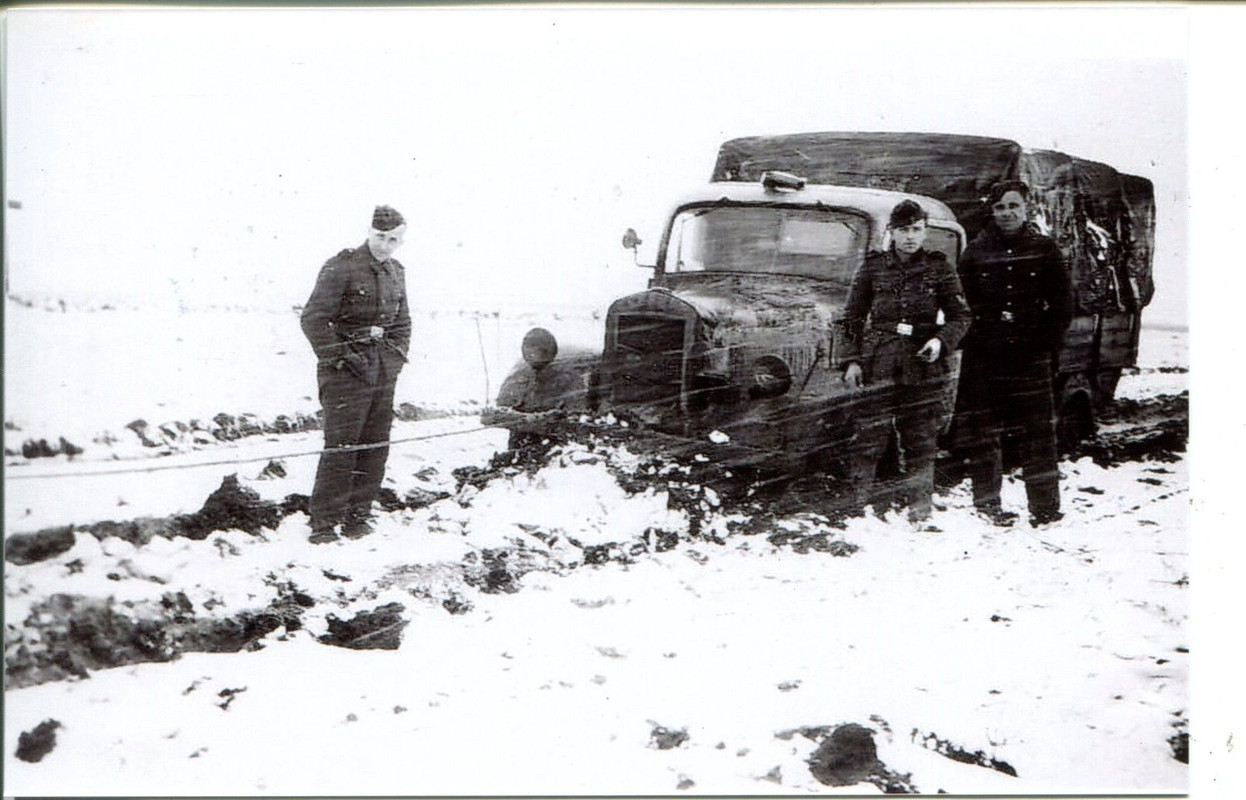 LKW Wehrmacht festgefahren Rußland Winter