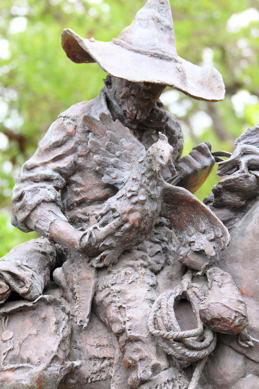 IMAGE: https://i.postimg.cc/2y0yNhSr/chicken-thief-3a.jpg