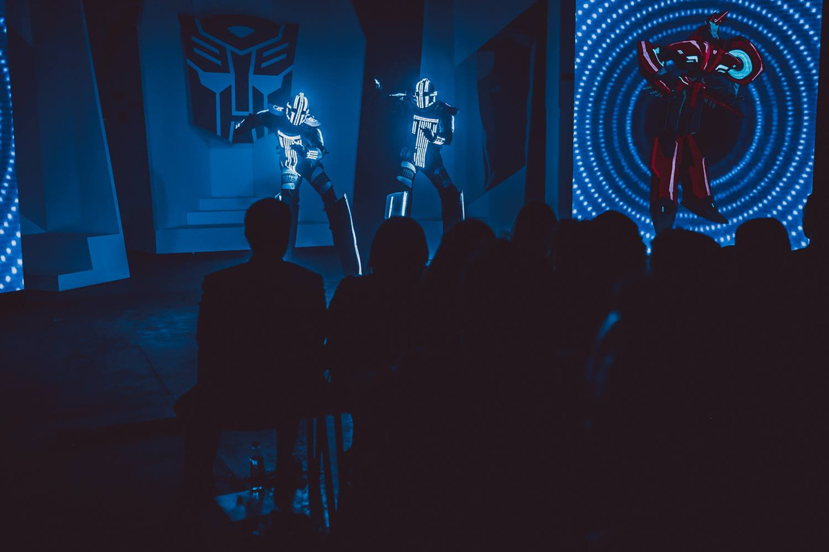 Hasbro-Factory-Of-Wonder-Transformers-002