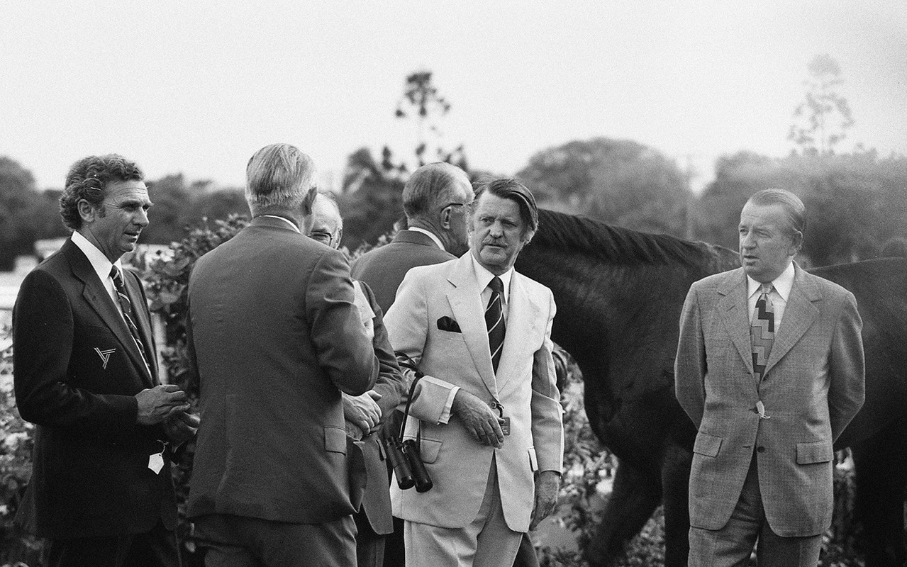 At the races Sir Jim Killen rev — Postimages