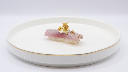 220. Nigiri maguro flame cipolla fritti - 2 pezzi