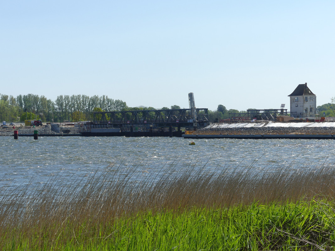 Construction_site_of_the_new_Schleibrücke_Lindaunis_in_May_2024_24