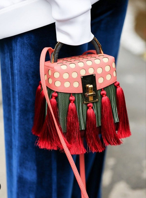 bag-tassles.jpg
