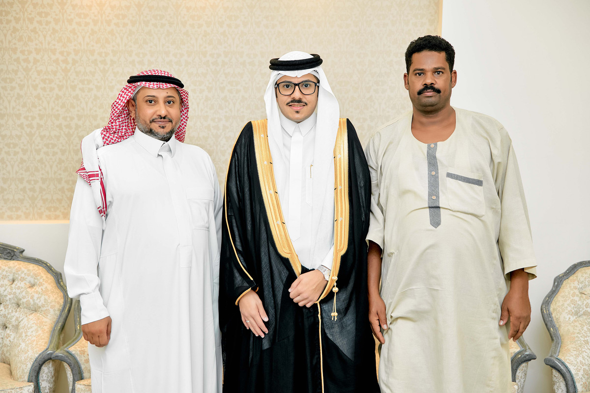 Freelancers-BN7-A8173