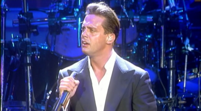 Luis Miguel Vivo 2000 DVD 1 - Luis Miguel - Vivo [2000] [Flac] [Mp3]CD+DvdRip