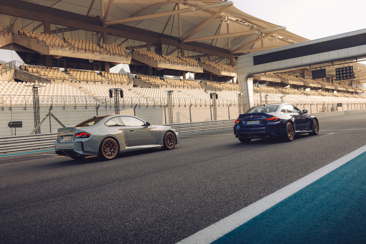 P90600930_highRes_the-new-bmw-m2-cs