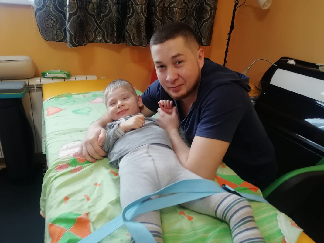 E6969CE8-0D19-4C26-983A-37E5774537E2