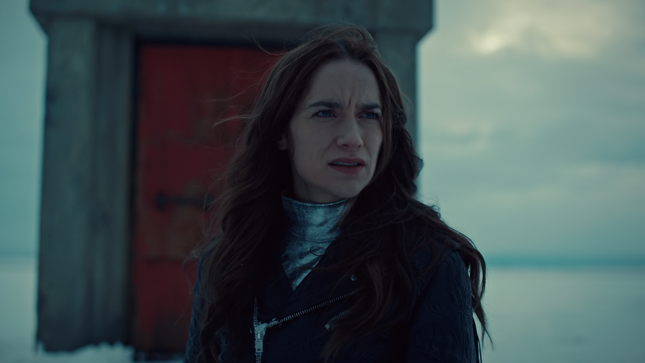 Wynonna.Earp.S04E02.Friends.in.Low.Places.1080p.10bit.AMZN.WEB-DL.AAC5.1.HEVC-Vyndros.mkv_snapshot_2