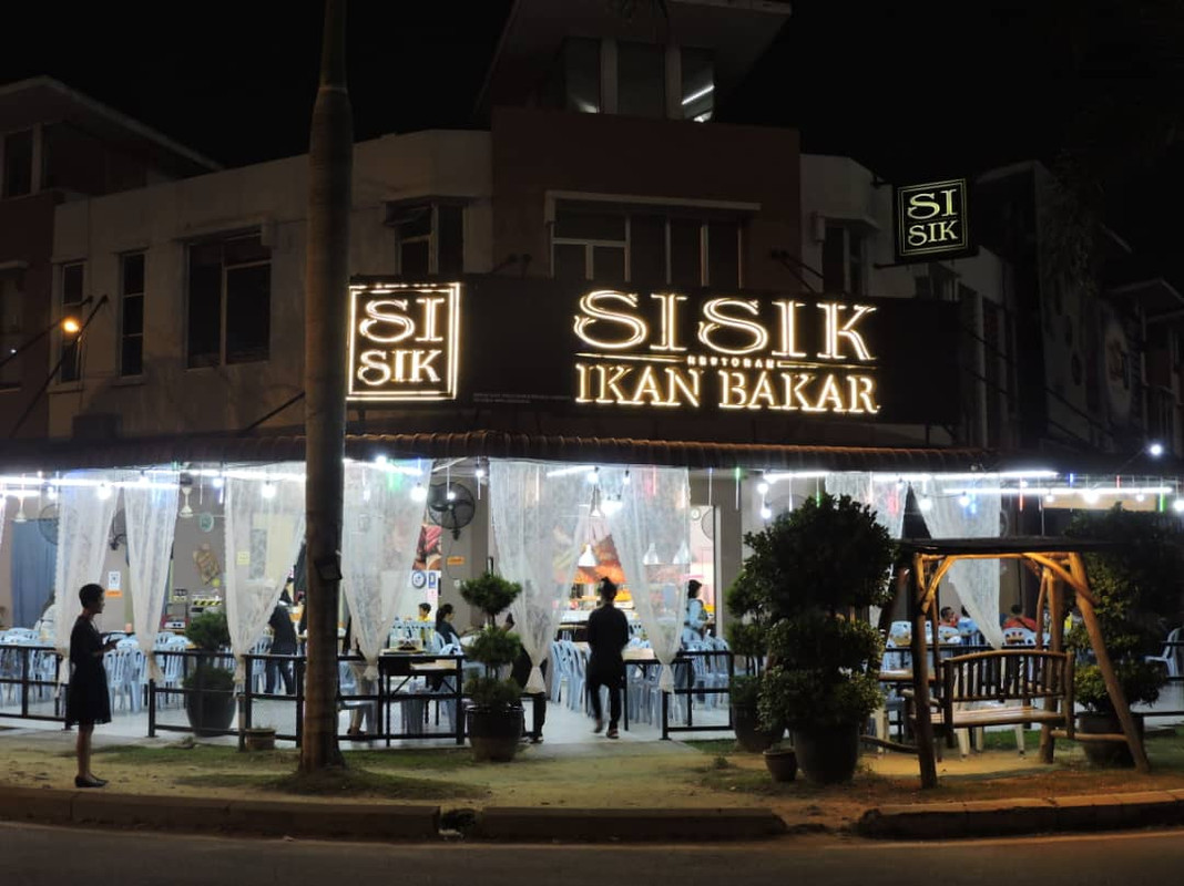 JOM PERGI MAKAN DI RESTORAN SISIK IKAN BAKAR RESEPI WARISAN TOK DI KLANG JOM PERGI MAKAN DI RESTORAN SISIK IKAN BAKAR RESEPI WARISAN TOK DI KLANG