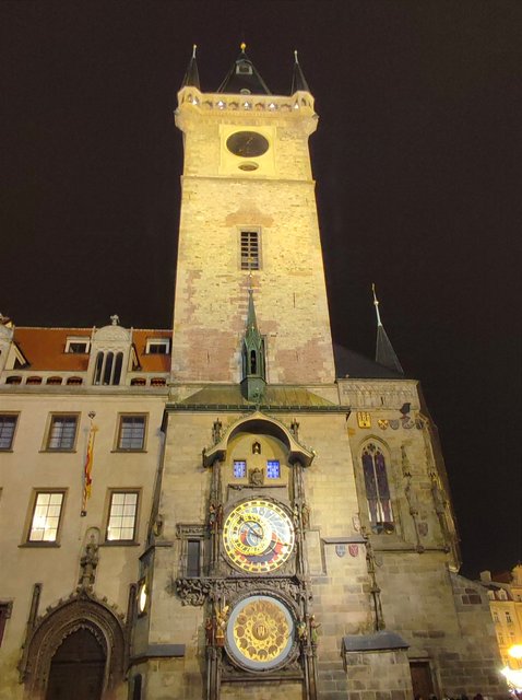 La pinacoteca del Castillo, la Galería Nacional y más Mercados de Navidad - Viena - Bratislava - Praga, Navidad 2024 (148)