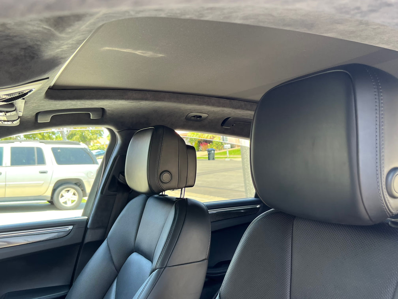 Vehicle thumbnail 25