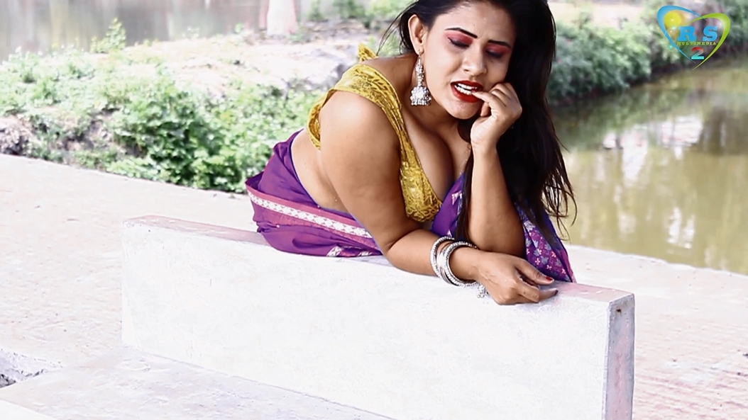 [Image: Sufia-Sathi-New-photo-shoot-Video-mp4-sn...37-280.jpg]