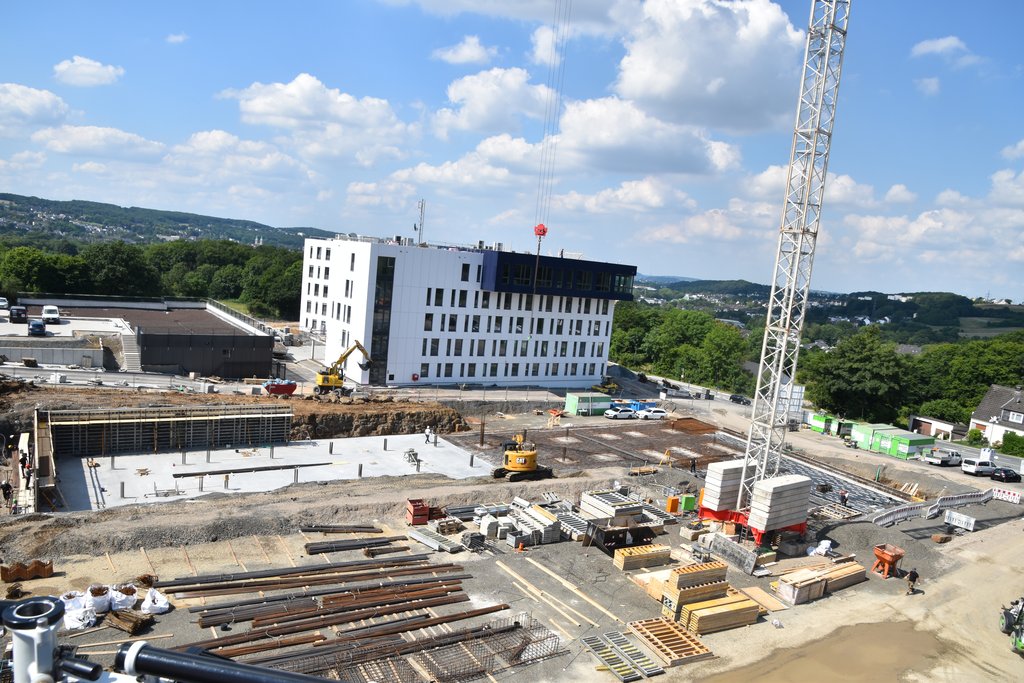 2024-06-Enepetal-Neubau-Gefahrenabwehrzentrum-Richtfest.jpg