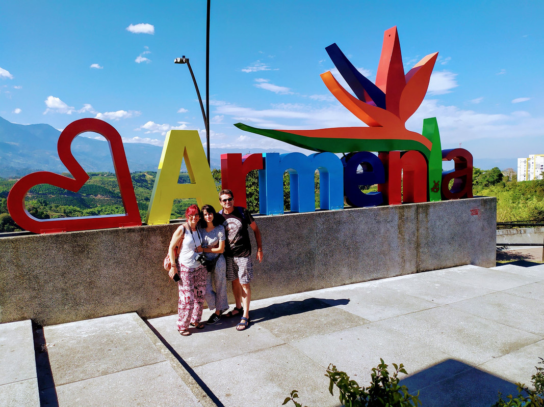 Colombia por libre en 18 días - Blogs de Colombia - Eje Cafetero: Armenia, Circasia, Filandia y Salento (2)