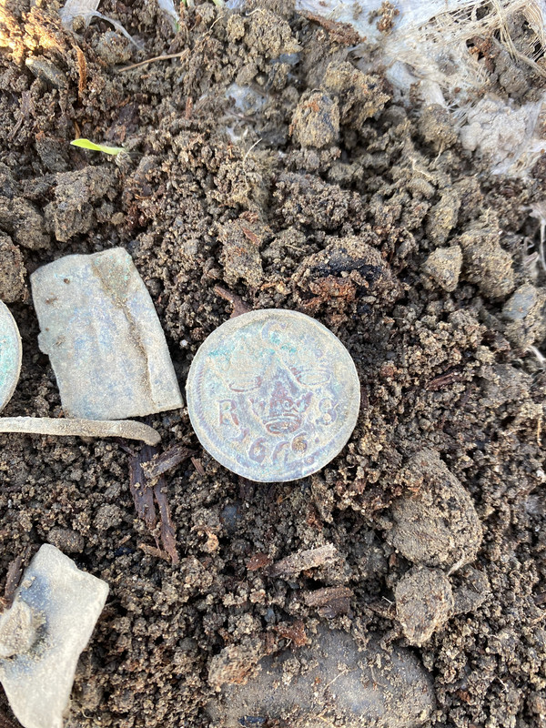 2D739615-837B-4DD4-A7BC-B346935B9F79