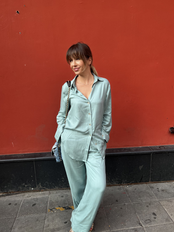 3830A60C-B470-45DE-8E0D-2B18F5B8F154